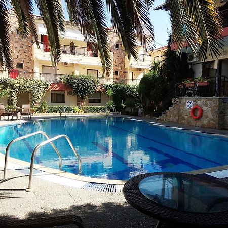 Pelli Hotel Pefkochori Exterior foto