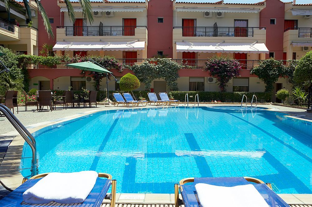 Pelli Hotel Pefkochori Exterior foto
